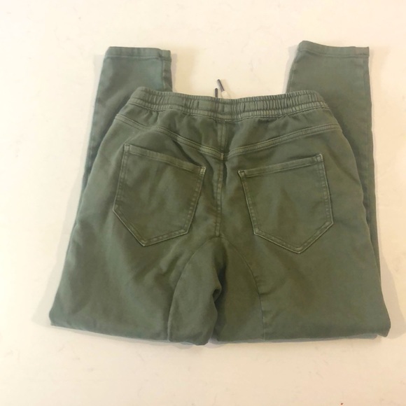 Women’s Jogger Pants - Picture 4 of 4